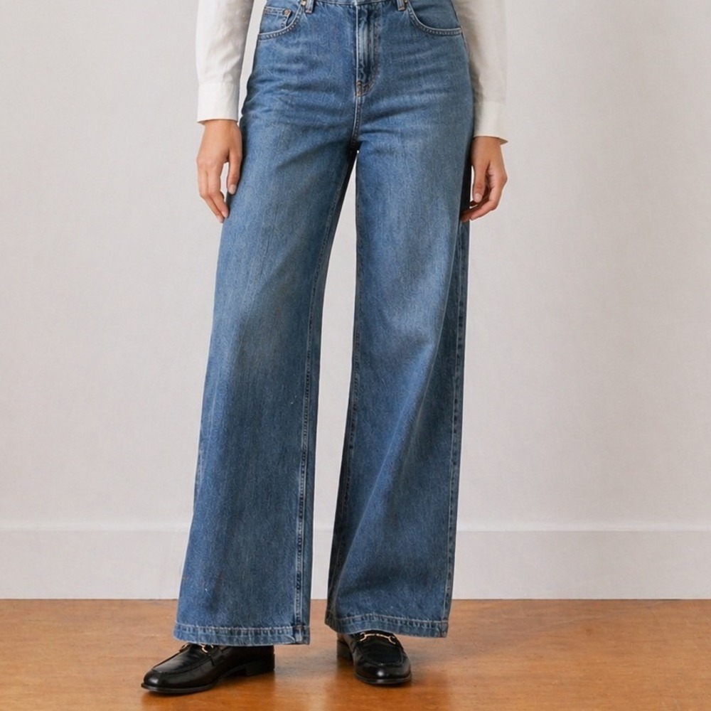 NEW Zara High Waisted Wide Leg Pleated Jeans Cotton Blue Denim Size 2